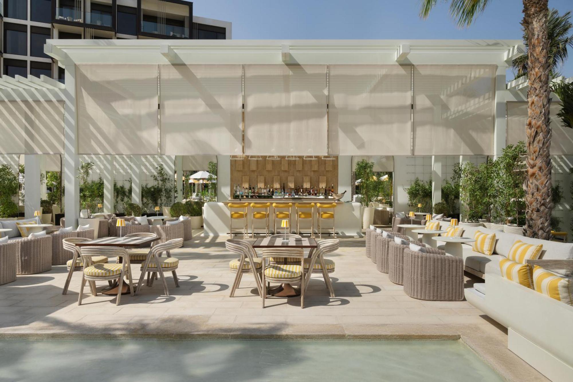 Delano Dubai At Bluewaters Hotel Luaran gambar The Pool Bar