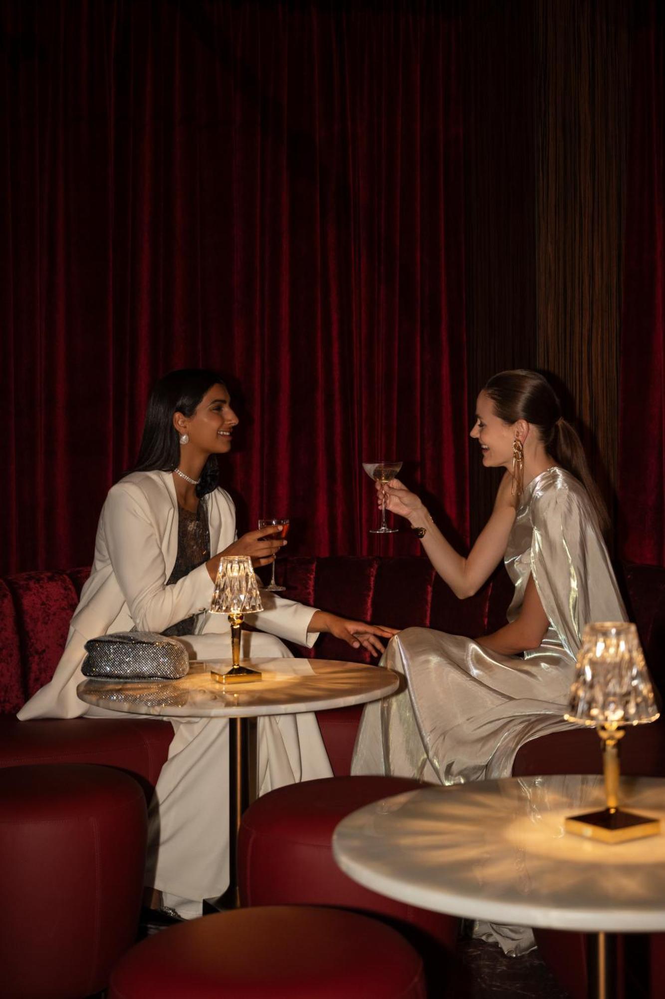Delano Dubai At Bluewaters Hotel Luaran gambar The Bar